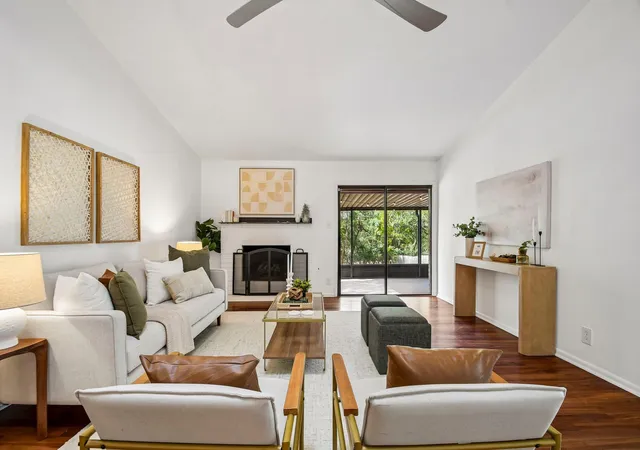 Photo 1 of Single family home for sale at 405 Battle Bnd Blvd, Austin, TX 78745 | MLS# 6879950 | Listing updated on 2026-09-19