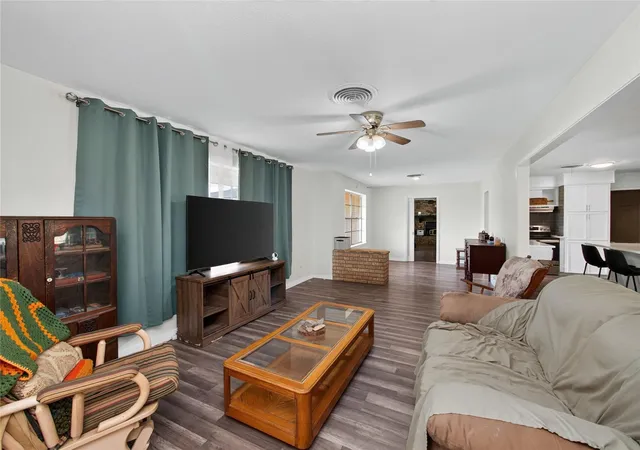 Photo 4 of Single family home for sale at 1205 W Haynie St, Llano, TX 78643 | MLS# 1821597 | Listing updated on 2026-10-01