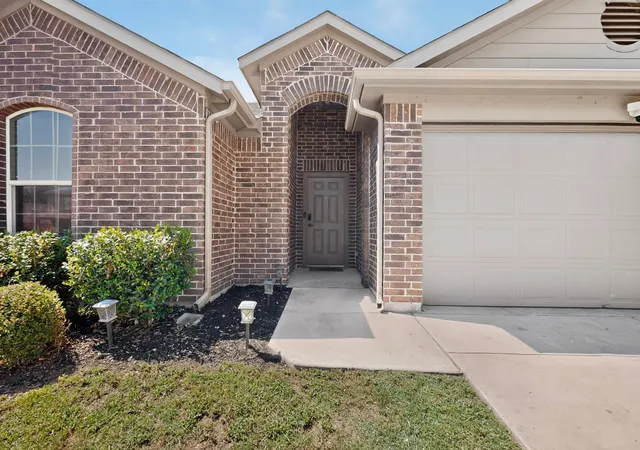 Photo 2 of Single family home for sale at 11612 Andesite Rd, Manor, TX 78653 | MLS# 2135271 | Listing updated on 2026-10-05