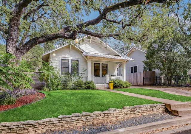 Single family home for sale at 1709 Drake Ave, Austin, TX 78704 | MLS# 1194091