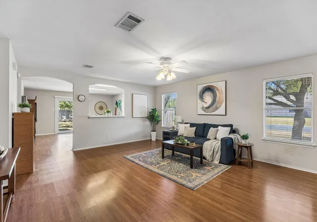 Photo 3 of Sale Pending at 100 Devons Cv, Buda, TX 78610 | MLS# 3038918 | Listing updated on 2026-10-02