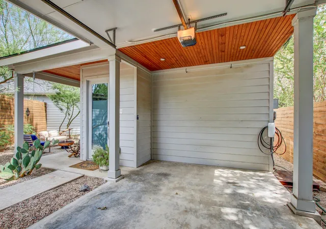 Photo 3 of Single family home for sale at 902 Plateau Cir #1, Austin, TX 78745 | MLS# 1909214 | Listing updated on 2026-10-09