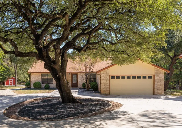 Photo 3 of Single family home for sale at 4300 Las Plumas Ct, Georgetown, TX 78628 | MLS# 2757759 | Listing updated on 2026-10-27