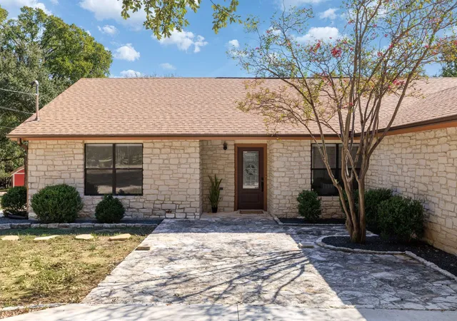 Photo 3 of Single family home for sale at 4300 Las Plumas Ct, Georgetown, TX 78628 | MLS# 2757759 | Listing updated on 2026-10-27