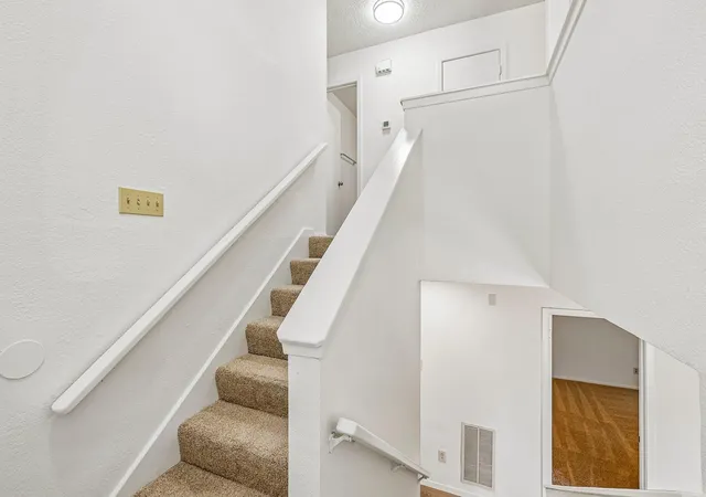 Photo 4 of Single family home for sale at 2006 Lear Ln, Austin, TX 78745 | MLS# 9563677 | Listing updated on 2026-09-13