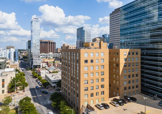 Listing Photo 2 - Condo for sale in building located at 710 Colorado St, Austin, TX 78701 - Unit #8B