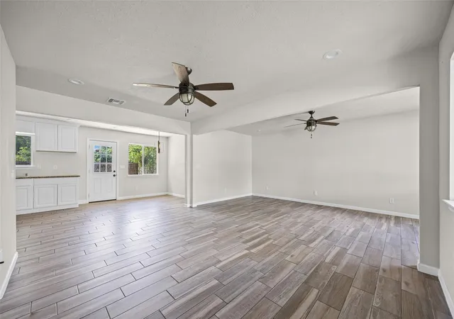 Photo 3 of Single family home for sale at 1531 Lahn Rd, New Braunfels, TX 78130 | MLS# 6573359 | Listing updated on 2026-09-15