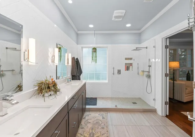 Photo 3 of Single family home for sale at 100 Klondike Dr, Georgetown, TX 78633 | MLS# 1335747 | Listing updated on 2026-10-08