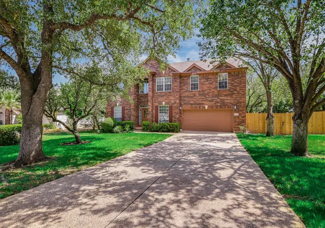 Photo 2 of Single family home for sale at 12013 Fortuna Cv, Austin, TX 78738 | MLS# 8693044 | Listing updated on 2026-09-18