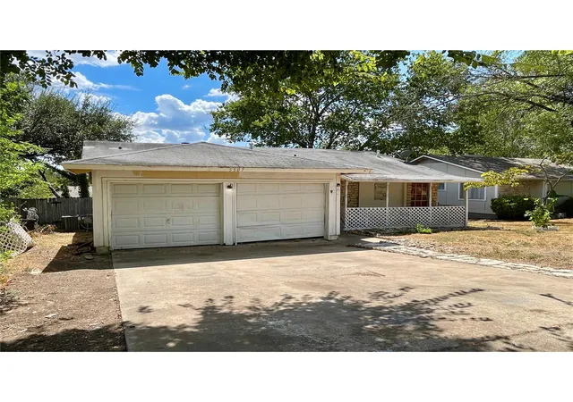 Photo 1 of Single family home for sale at 5507 Fence Row, Austin, TX 78744 | MLS# 1637366 | Listing updated on 2026-09-13