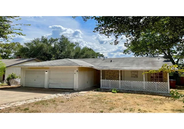 Photo 2 of Single family home for sale at 5507 Fence Row, Austin, TX 78744 | MLS# 1637366 | Listing updated on 2026-09-13