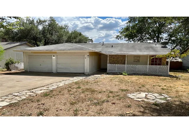 Photo 3 of Single family home for sale at 5507 Fence Row, Austin, TX 78744 | MLS# 1637366 | Listing updated on 2026-09-13
