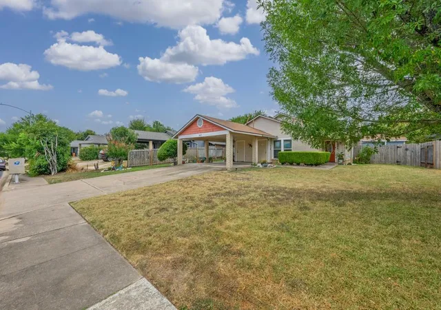 Photo 3 of Multi family home for sale at 3621 Leafield Dr, Austin, TX 78749 | MLS# 8585360 | Listing updated on 2026-09-16