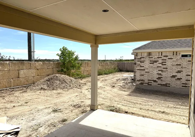 Photo 3 of Single family home for sale at 604 Quail Convey Dr, Jarrell, TX 76537 | MLS# 5290792 | Listing updated on 2026-10-20
