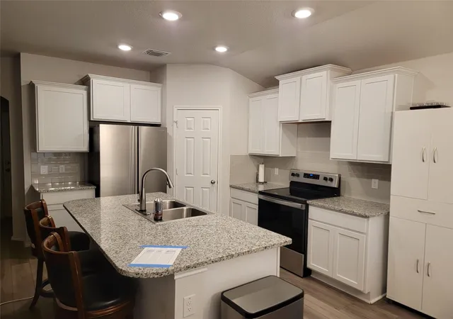 Photo 3 of Single family home for sale at 109 Akston Ct, Jarrell, TX 76537 | MLS# 7838343 | Listing updated on 2026-09-12