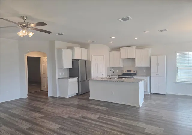 Photo 3 of Single family home for sale at 109 Akston Ct, Jarrell, TX 76537 | MLS# 7838343 | Listing updated on 2026-10-24