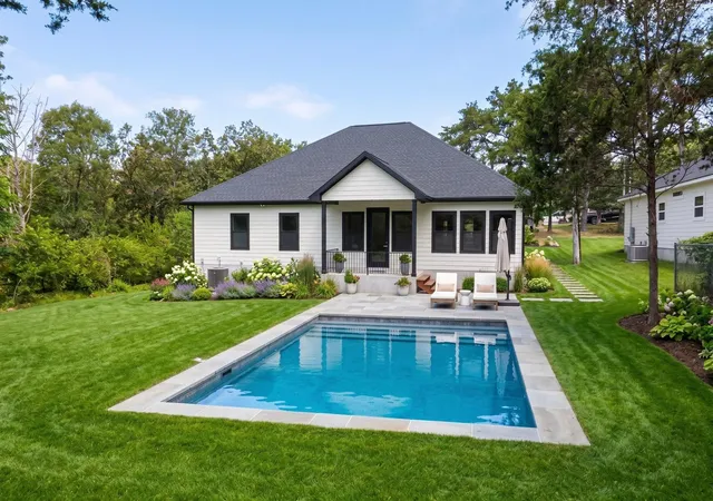 Photo 1 of Single family home for sale at 137 N Pohakea Dr, Bastrop, TX 78602 | MLS# 1057288 | Listing updated on 2026-09-12