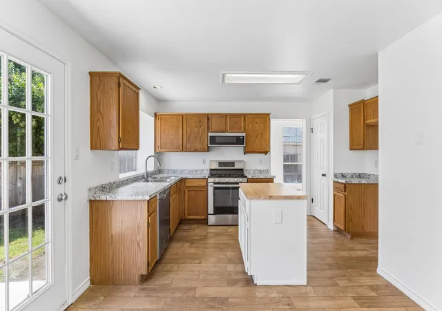 Photo 3 of Single family home for sale at 2800 Little Elm Trl, Cedar Park, TX 78613 | MLS# 2907730 | Listing updated on 2026-10-07