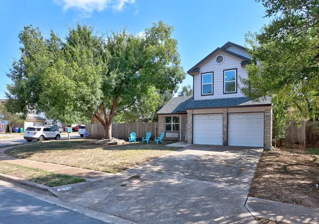 Photo 3 of Single family home for sale at 806 Brook Bnd, Cedar Park, TX 78613 | MLS# 9930392 | Listing updated on 2026-10-10