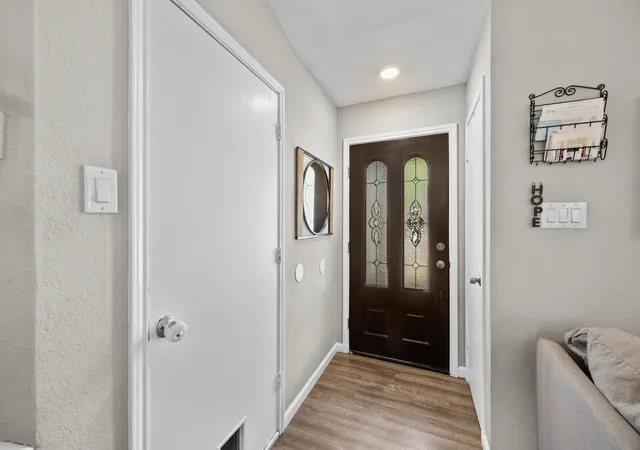 Photo 4 of Single family home for sale at 806 Brook Bnd, Cedar Park, TX 78613 | MLS# 9930392 | Listing updated on 2026-10-10