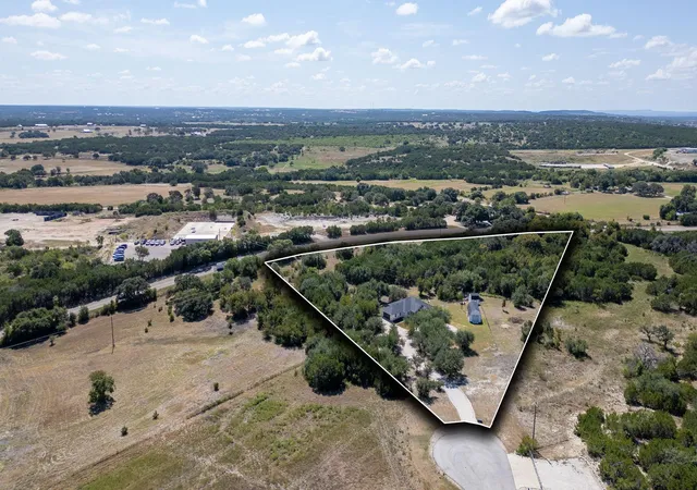 Photo 2 of Single family home for sale at 141 Bugatti Ct, Burnet, TX 78611 | MLS# 6618296 | Listing updated on 2026-09-13