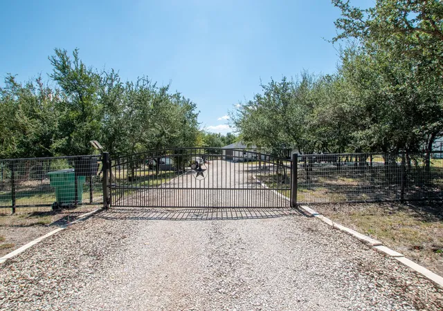 Photo 2 of Single family home for sale at 141 Bugatti Ct, Burnet, TX 78611 | MLS# 6618296 | Listing updated on 2026-09-13
