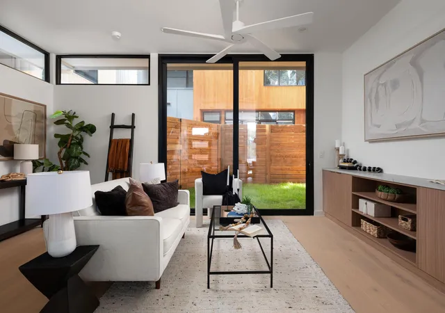 Listing Photo 4 - Condo for sale in building located at 2301 E 2nd St, Austin, TX 78702 - Unit #2