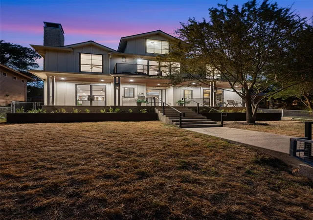 Photo 2 of Single family home for sale at 714 Upson St, Austin, TX 78703 | MLS# 3401614 | Listing updated on 2026-10-03