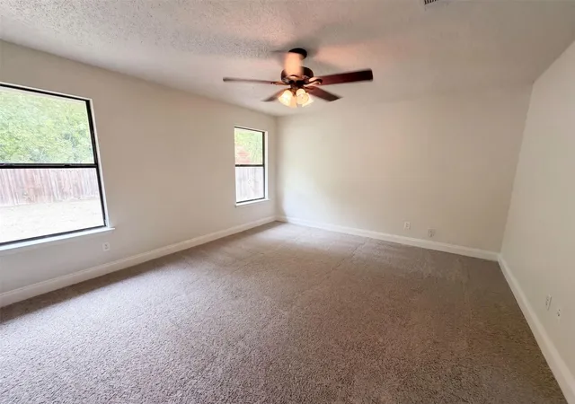 Photo 3 of Single family home for sale at 16207 Parkway Dr, Pflugerville, TX 78660 | MLS# 6850792 | Listing updated on 2026-10-10