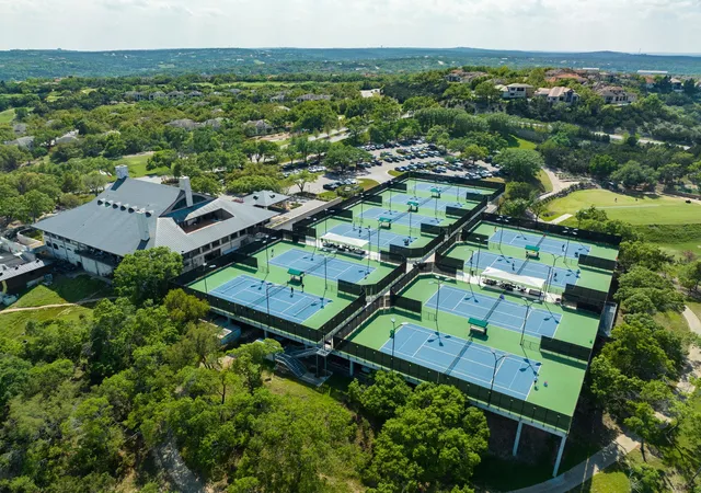 Listing Photo 2 - Condo for sale in building located at 2305 Barton Creek Blvd, Austin, TX 78735 - Unit #29