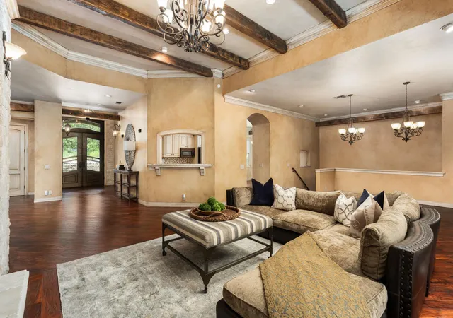 Photo 3 of Condo for sale at 2305 Barton Crk Blvd #29, Austin, TX 78735 | MLS# 9009840 | Listing updated on 2026-09-12