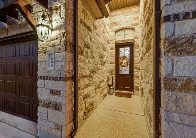 Photo 3 of Single family home for sale at 1004 Hezekiah Ln, Leander, TX 78641 | MLS# 5374820 | Listing updated on 2026-09-19