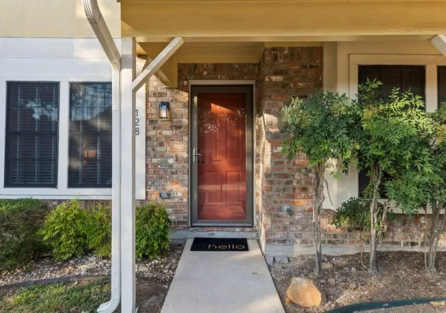 Condo for sale at 11901 Swearingen Dr #128, Austin, TX 78758 | MLS# 4244436