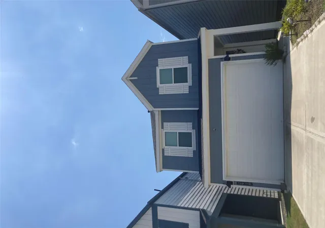 Photo 2 of Single family home for sale at 2918 Concord Village Way, Houston, TX 77051 | MLS# 9749770 | Listing updated on 2026-10-15