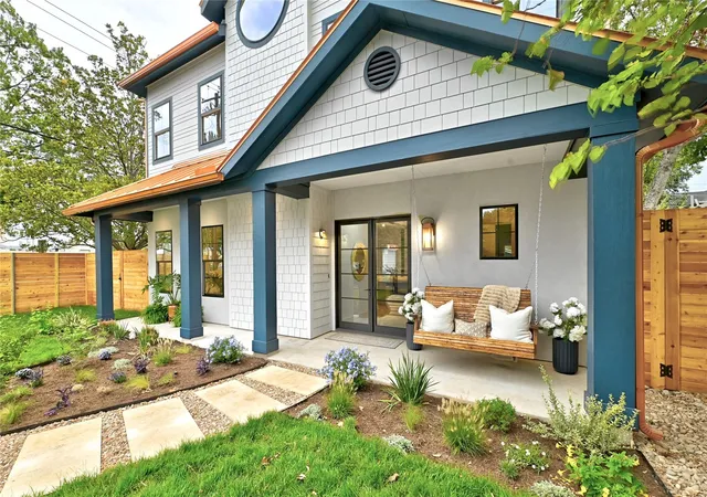 Photo 2 of Single family home for sale at 1201 Georgian St, Austin, TX 78756 | MLS# 3170782 | Listing updated on 2026-10-08
