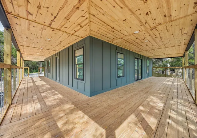 Photo 2 of Single family home for sale at 34 Pleasant Valley Dr, Wimberley, TX 78676 | MLS# 8439612 | Listing updated on 2026-09-12