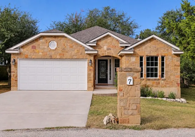 Photo 26 of Single family home for sale at 7 Caliche Ct, Wimberley, TX 78676 | MLS# 5891418 | Listing updated on 2026-10-08