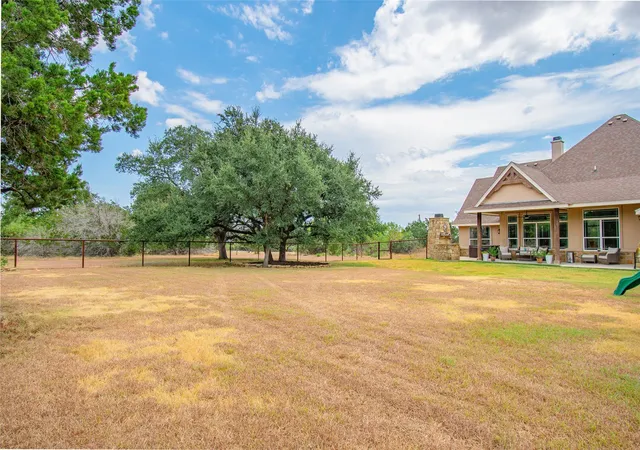 Photo 3 of Single family home for sale at 1160 Long Mdw, Salado, TX 76571 | MLS# 9320297 | Listing updated on 2026-09-12