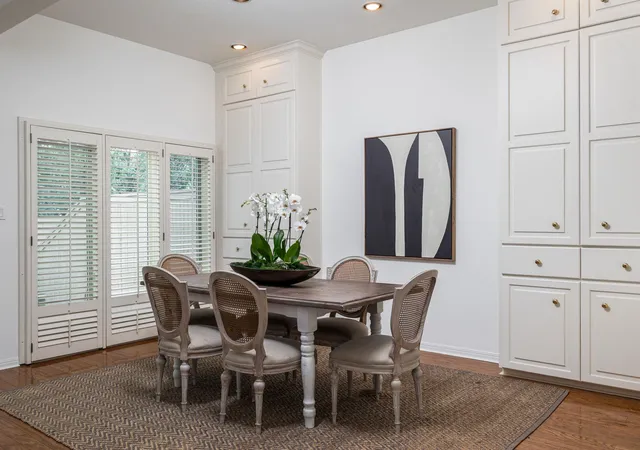 Photo 3 of Condo for sale at 3111 Windsor Rd #E, Austin, TX 78703 | MLS# 8175814 | Listing updated on 2026-10-08