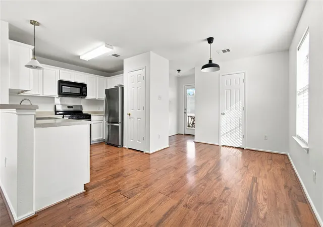 Photo 4 of Single family home for sale at 437 Haupt, Kyle, TX 78640 | MLS# 3096190 | Listing updated on 2026-10-02