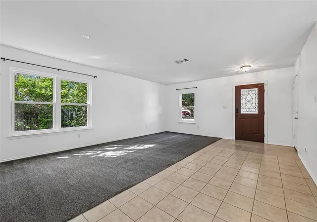 Photo 3 of Single family home for sale at 471 Thicket Ln, Kyle, TX 78640 | MLS# 5626257 | Listing updated on 2026-09-26