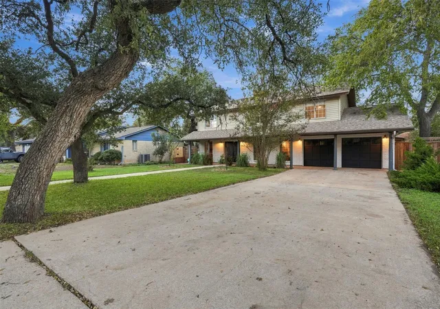 Photo 1 of Single family home for sale at 11902 Knights Brg, Austin, TX 78759 | MLS# 1142470 | Listing updated on 2026-10-25