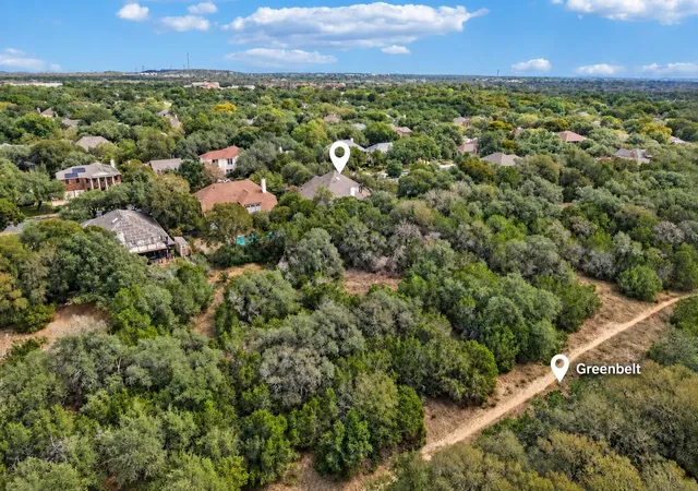 Photo 3 of Single family home for sale at 3915 Idalia Dr, Austin, TX 78749 | MLS# 6436380 | Listing updated on 2026-09-19