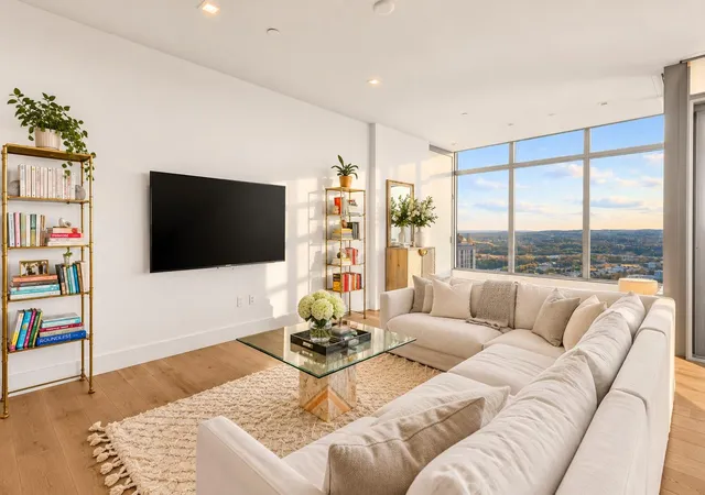 Photo 3 of Condo for sale at 501 West Ave #3404, Austin, TX 78701 | MLS# 2309041 | Listing updated on 2026-09-24