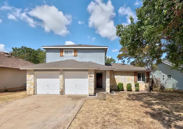Single family home for sale at 302 Splitrock St, Round Rock, TX 78681 | MLS# 8218254