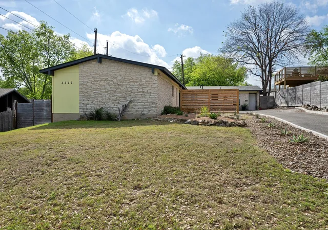 Photo 2 of Multi family home for sale at 3313 S Oak Dr, Austin, TX 78704 | MLS# 7704646 | Listing updated on 2026-09-14