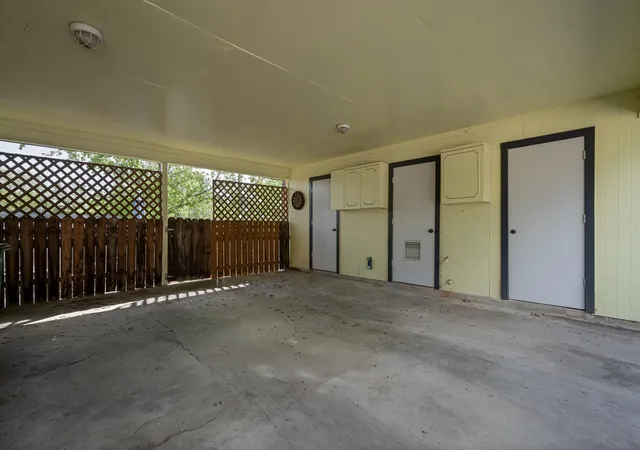 Photo 31 of Multi family home for sale at 3313 S Oak Dr, Austin, TX 78704 | MLS# 7704646 | Listing updated on 2026-09-13