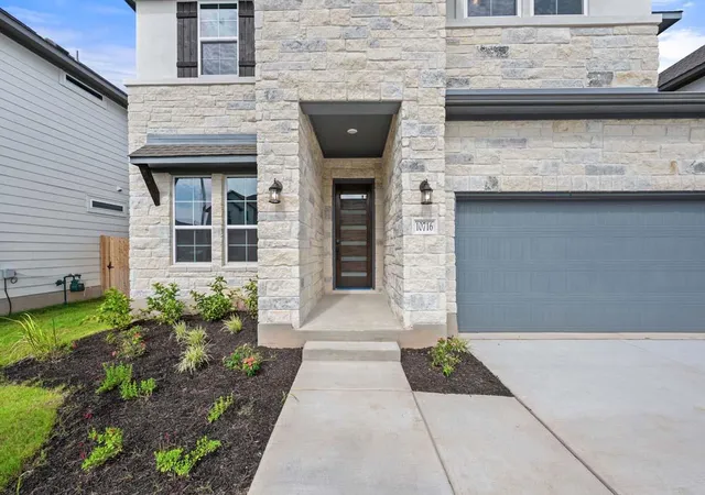 Photo 1 of Single family home for sale at 10716 Worth Ln, Manor, TX 78653 | MLS# 5532523 | Listing updated on 2026-09-12