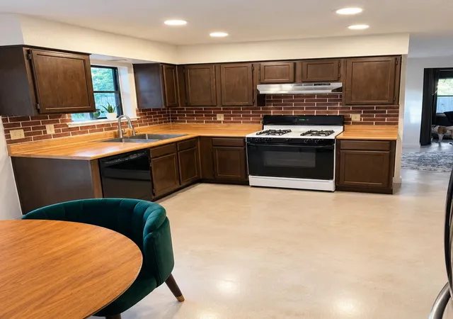 Photo 4 of Single family home for sale at 4708 Velasco Pl, Austin, TX 78749 | MLS# 1139033 | Listing updated on 2026-10-04