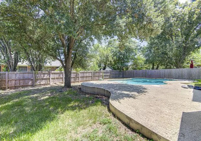 Photo 3 of Single family home for sale at 1717 Apache Trl, Round Rock, TX 78665 | MLS# 7688936 | Listing updated on 2026-09-12